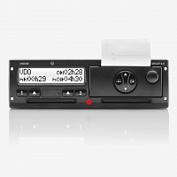 Цифровой тахограф VDO DTCO® 1381 с встроенным принтером и дисплеем, соответствующий стандартам ЕСТР, для регистрации скорости, маршрута и времени работы водителей.